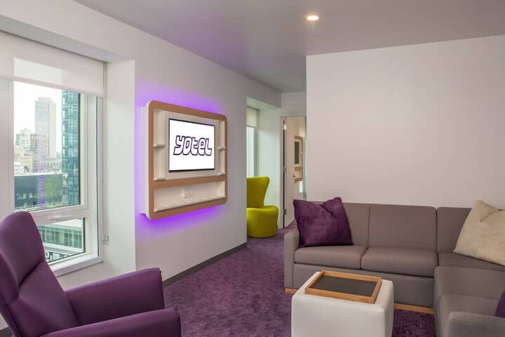 Room 16 of 49